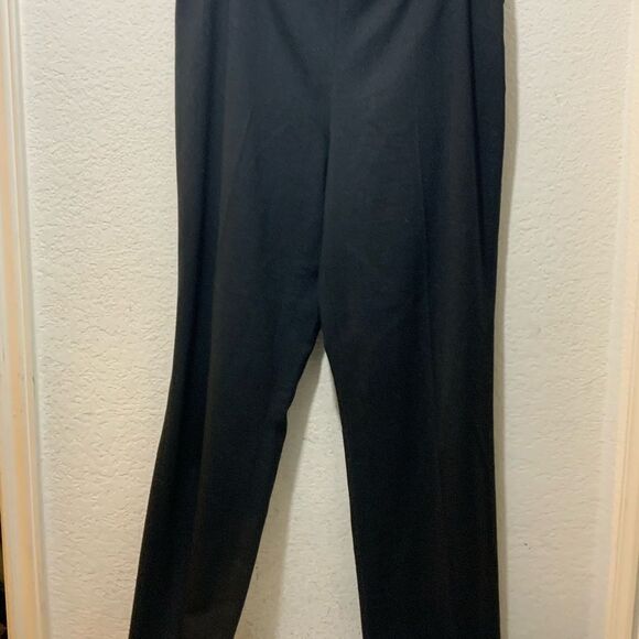 St. John’s Marie Gray, cropped black zipper jacket gold detail & matching pants - Picture 10 of 14